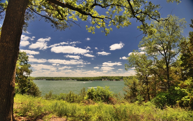 29-MO-Lake-of-the-Ozarks640x400_1.jpg