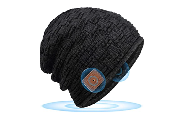 3-bluetooth-beanie.png