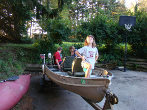 NewUsedBoatDCaptainE-300x225-(2).jpg NewUsedBoatDCaptainE-300x225-(2).jpg