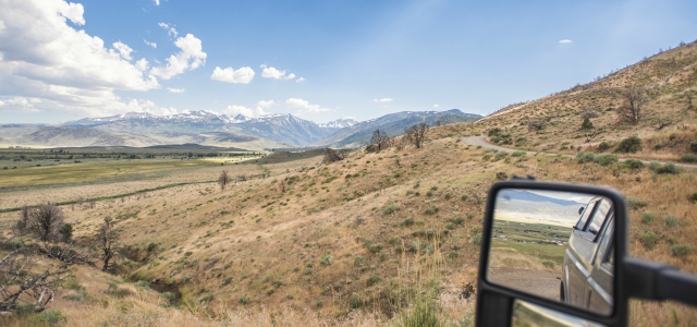 2-Mountains-view-fishing640x300_1.jpg