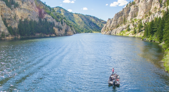 5-Boating-at-holter-lake-montana640x350.jpg