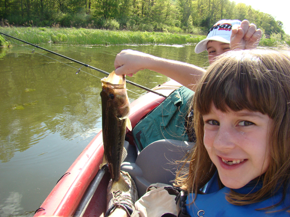 DBigBassOfDayE-(2).jpg DBigBassOfDayE-(2).jpg