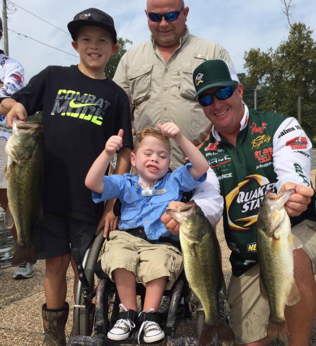 CAST-for-kids-foundation-fishing640.jpg