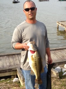 Jayme-Aman-largemouth-on-march-9-on-lay-lake-224x300.jpg