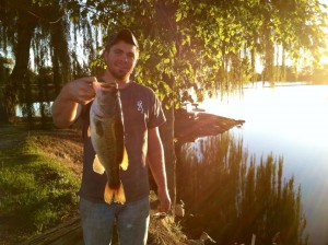 ethan-largemouth-chicago-300x224_1-(2).jpg ethan-largemouth-chicago-300x224_1-(2).jpg