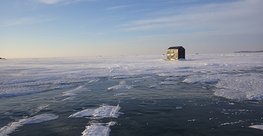 Ice-Fishing-Lake-Erie-540x280-(2).jpg