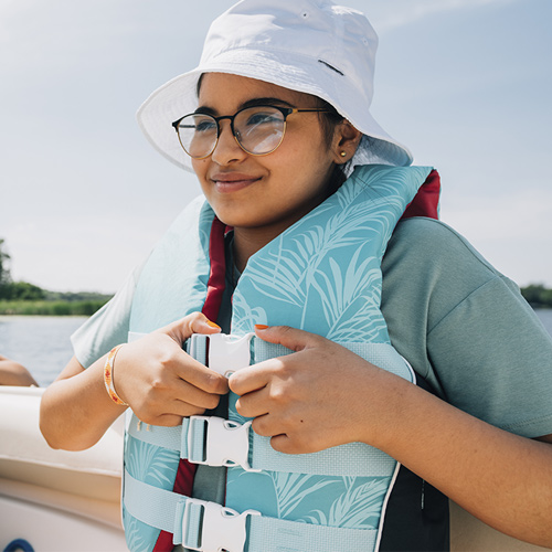 Learn about choosing the best life jacket to practice boating safety on your next trip.