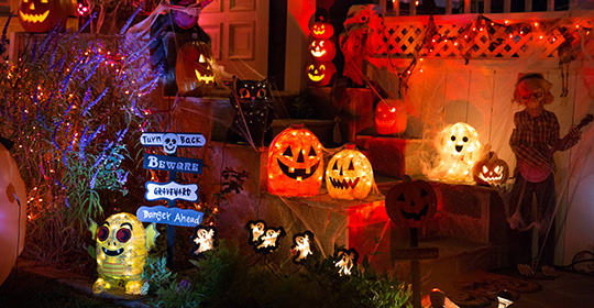 Halloween-decor-540x280.jpg